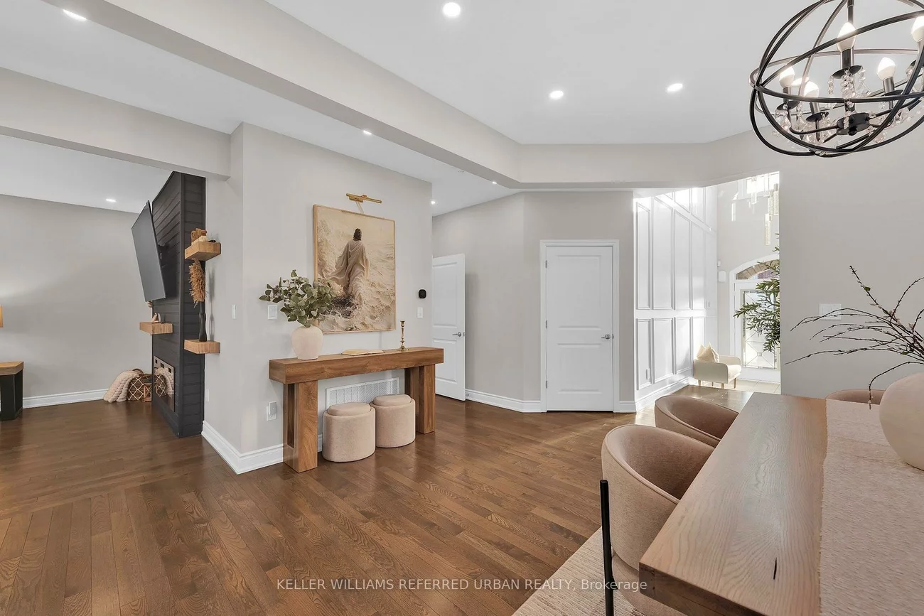 302, Inverness, Bradford, Bradford West Gwillimbury