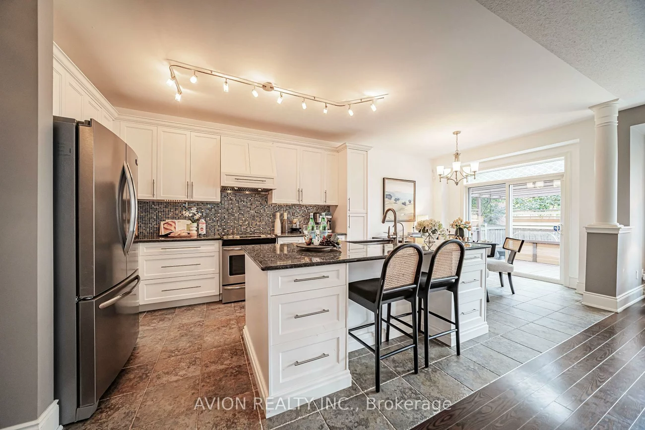 46, Rogers, Bradford, Bradford West Gwillimbury