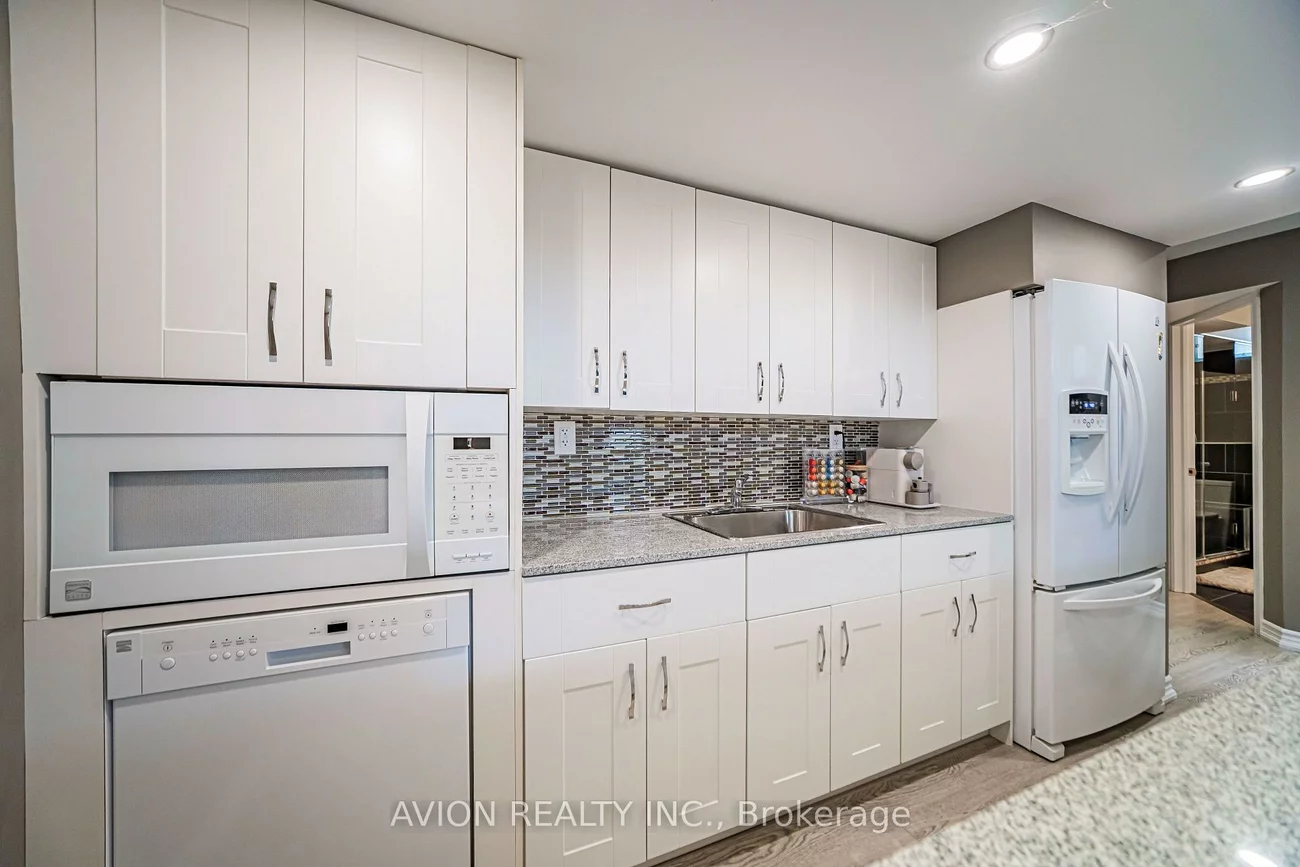 46, Rogers, Bradford, Bradford West Gwillimbury