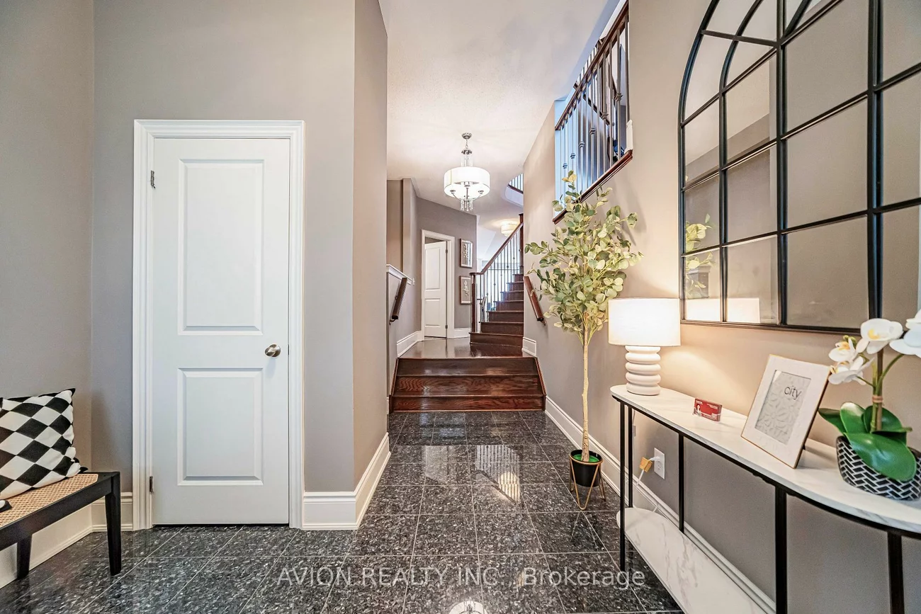 46, Rogers, Bradford, Bradford West Gwillimbury
