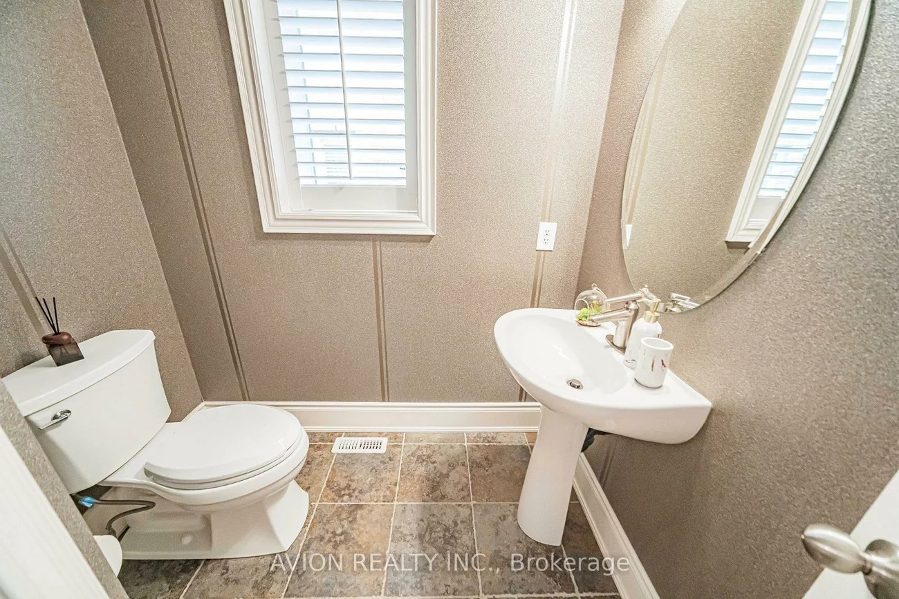 46, Rogers, Bradford, Bradford West Gwillimbury