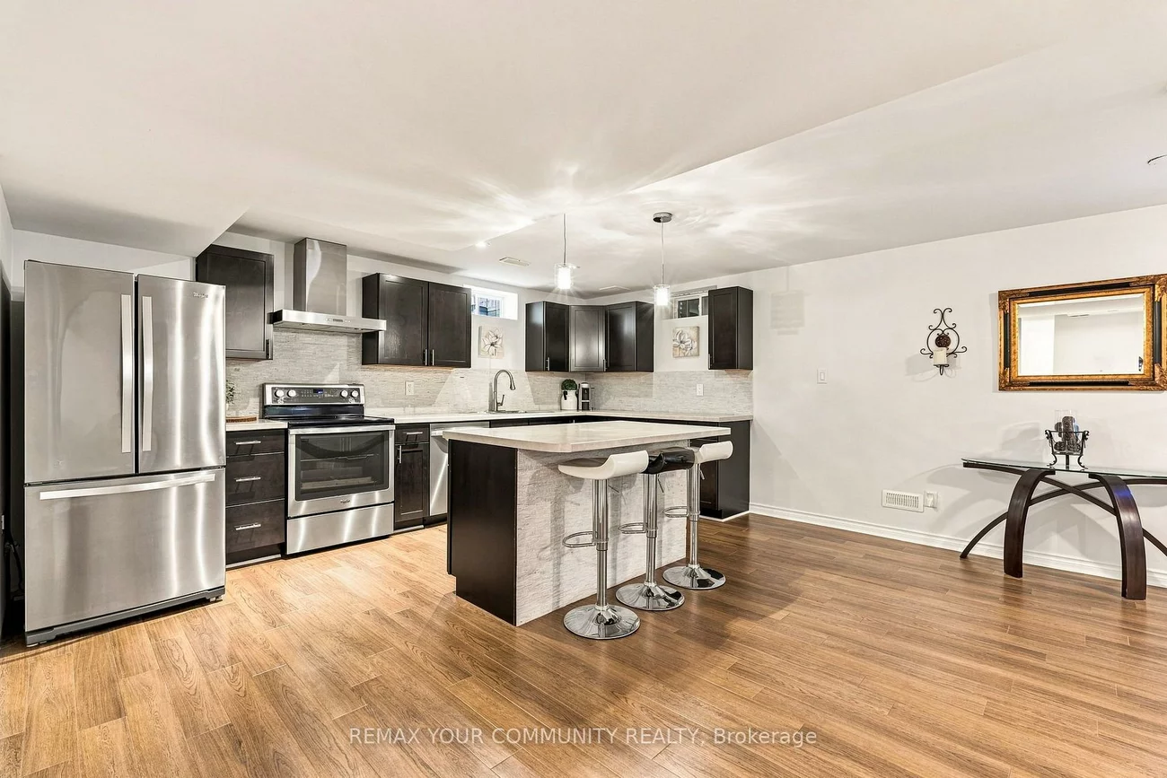 176, Tigertail, Bradford, Bradford West Gwillimbury