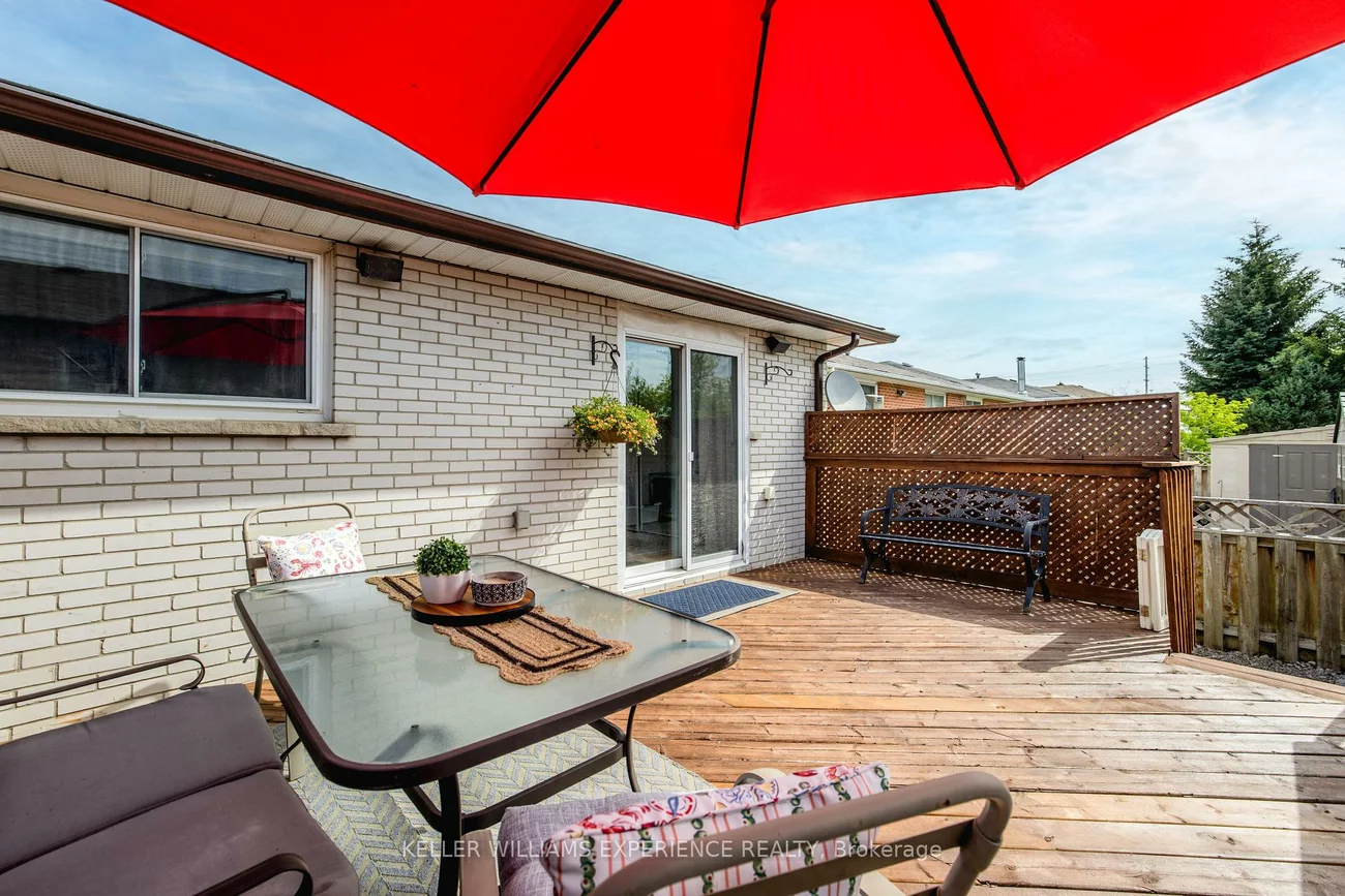 94, Back, Bradford, Bradford West Gwillimbury