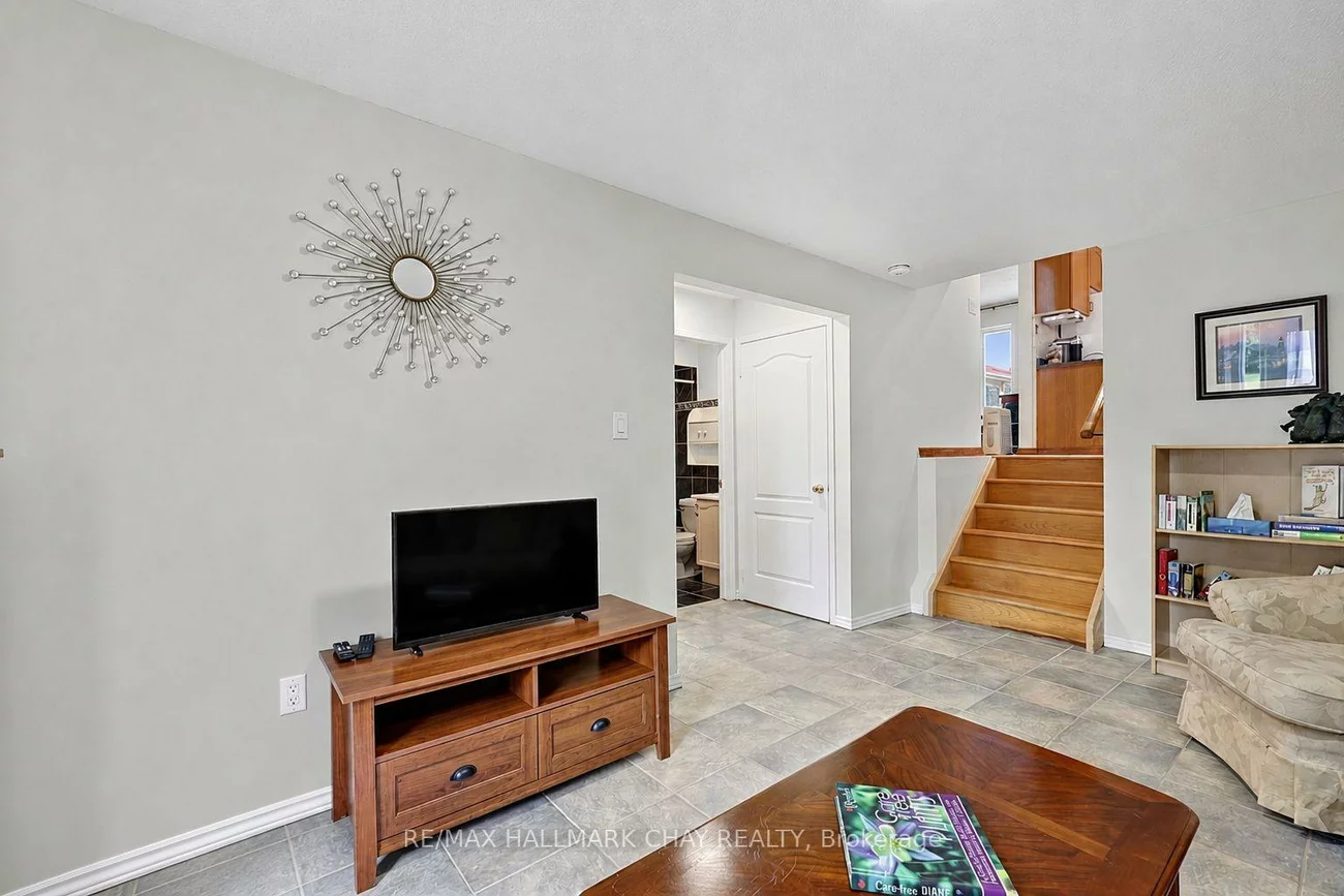 436, Simcoe, Bradford, Bradford West Gwillimbury