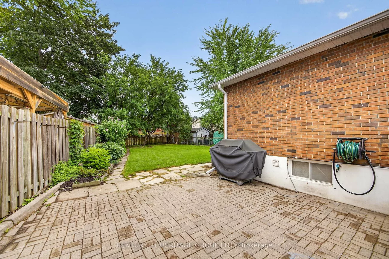 72, Kulpin, Bradford, Bradford West Gwillimbury