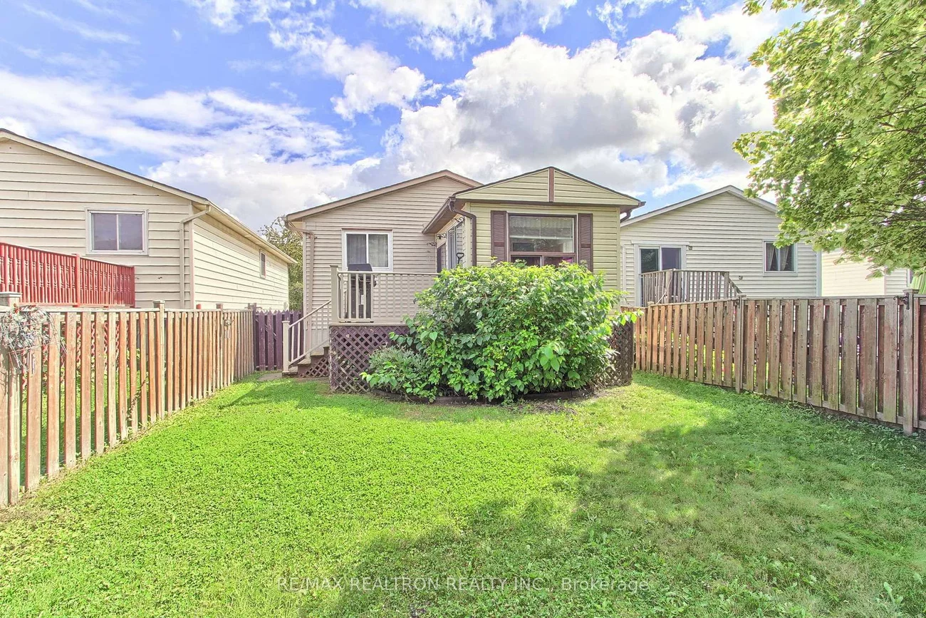 28, Longview, Bradford, Bradford West Gwillimbury