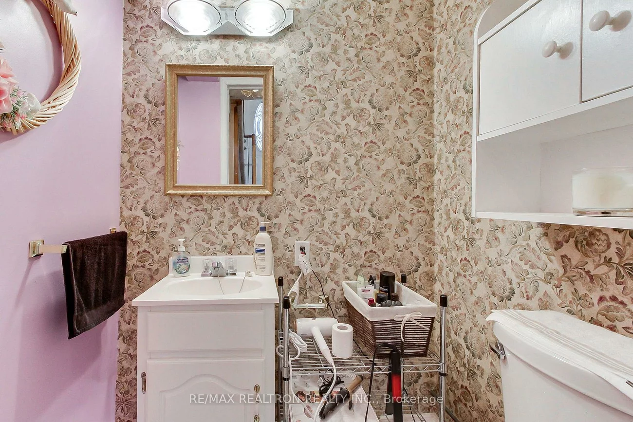 28, Longview, Bradford, Bradford West Gwillimbury