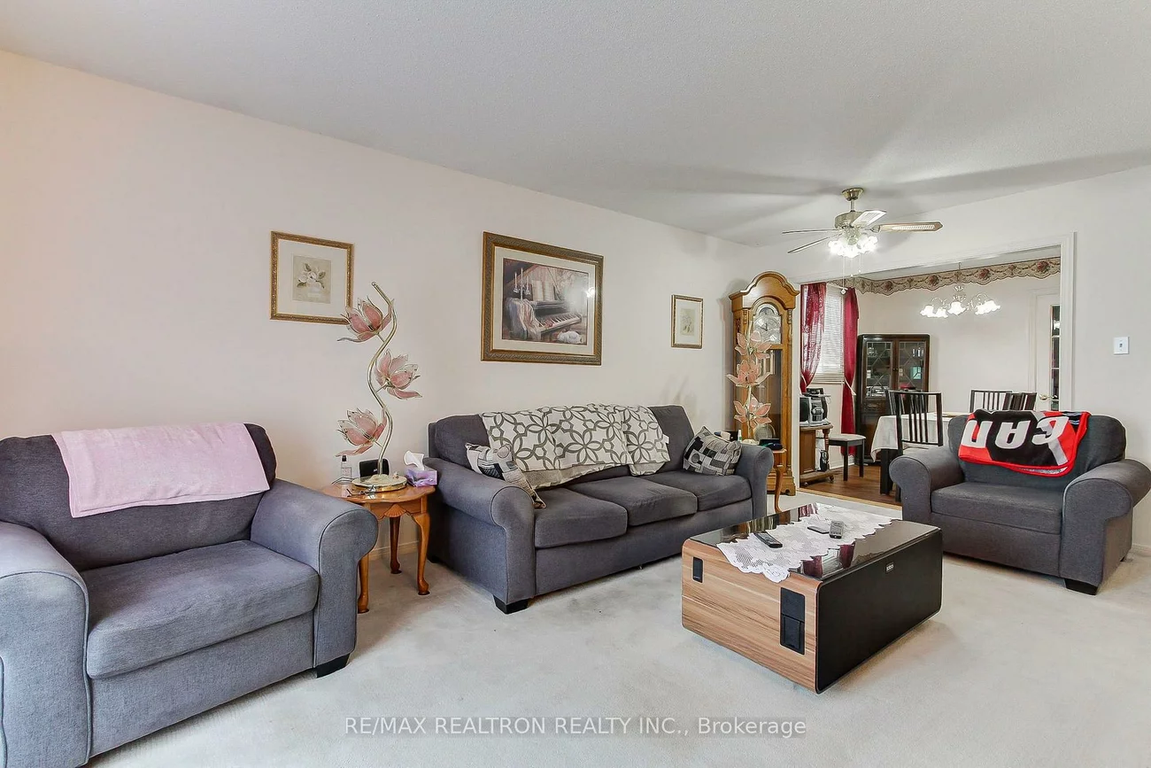 28, Longview, Bradford, Bradford West Gwillimbury