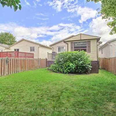 28, Longview, Bradford, Bradford West Gwillimbury