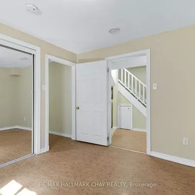 492, Britannia, Bradford, Bradford West Gwillimbury