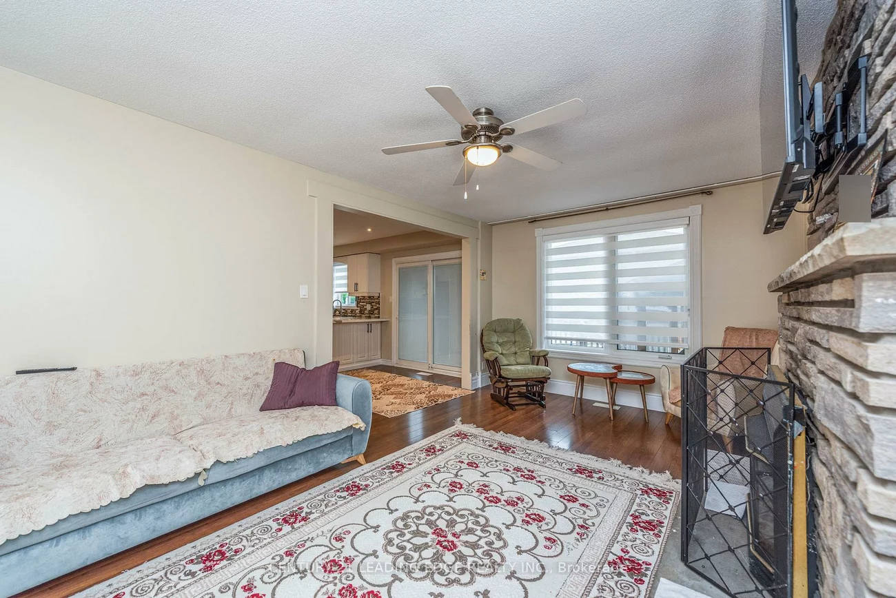 78, Crown, Bradford, Bradford West Gwillimbury