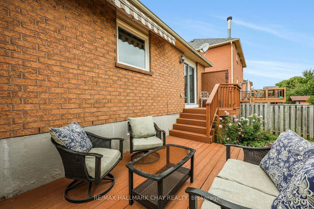 207, Melbourne, Bradford, Bradford West Gwillimbury
