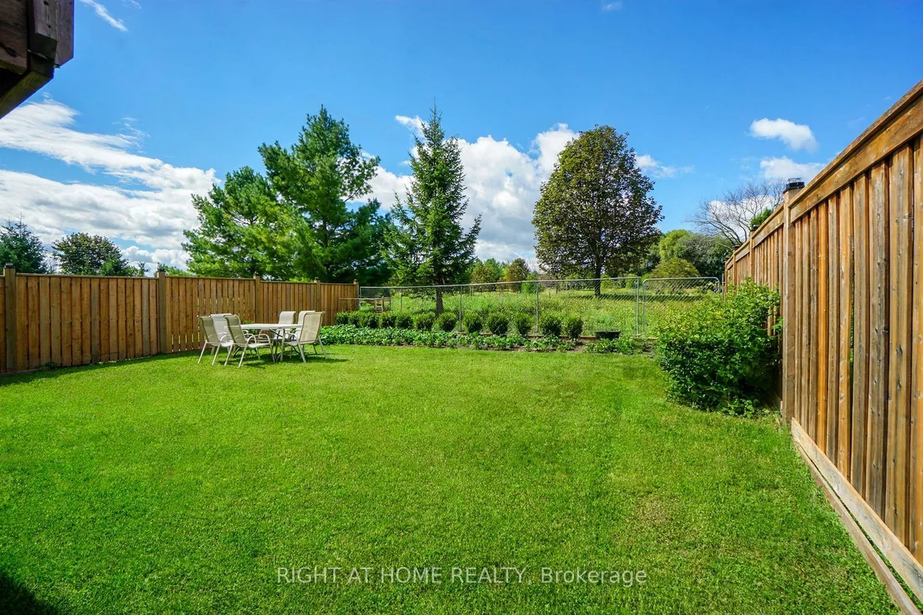 96, Inverness, Bradford, Bradford West Gwillimbury
