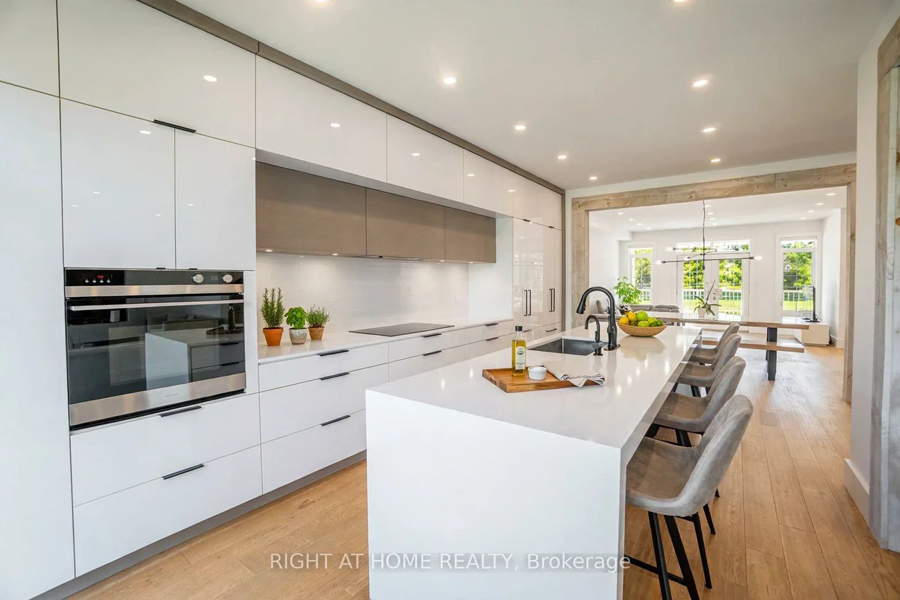 96, Inverness, Bradford, Bradford West Gwillimbury
