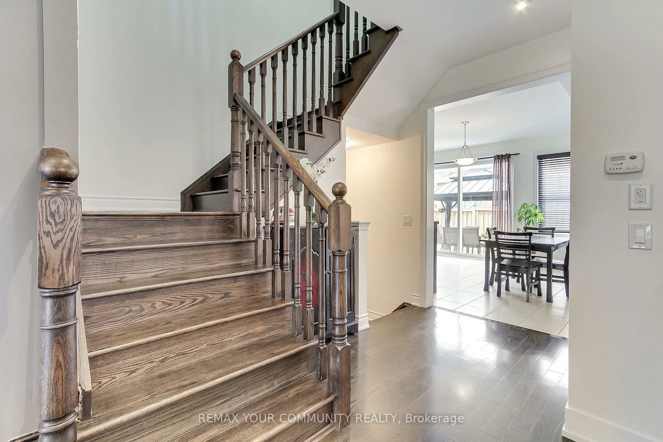 26, Hodgson, Bradford, Bradford West Gwillimbury