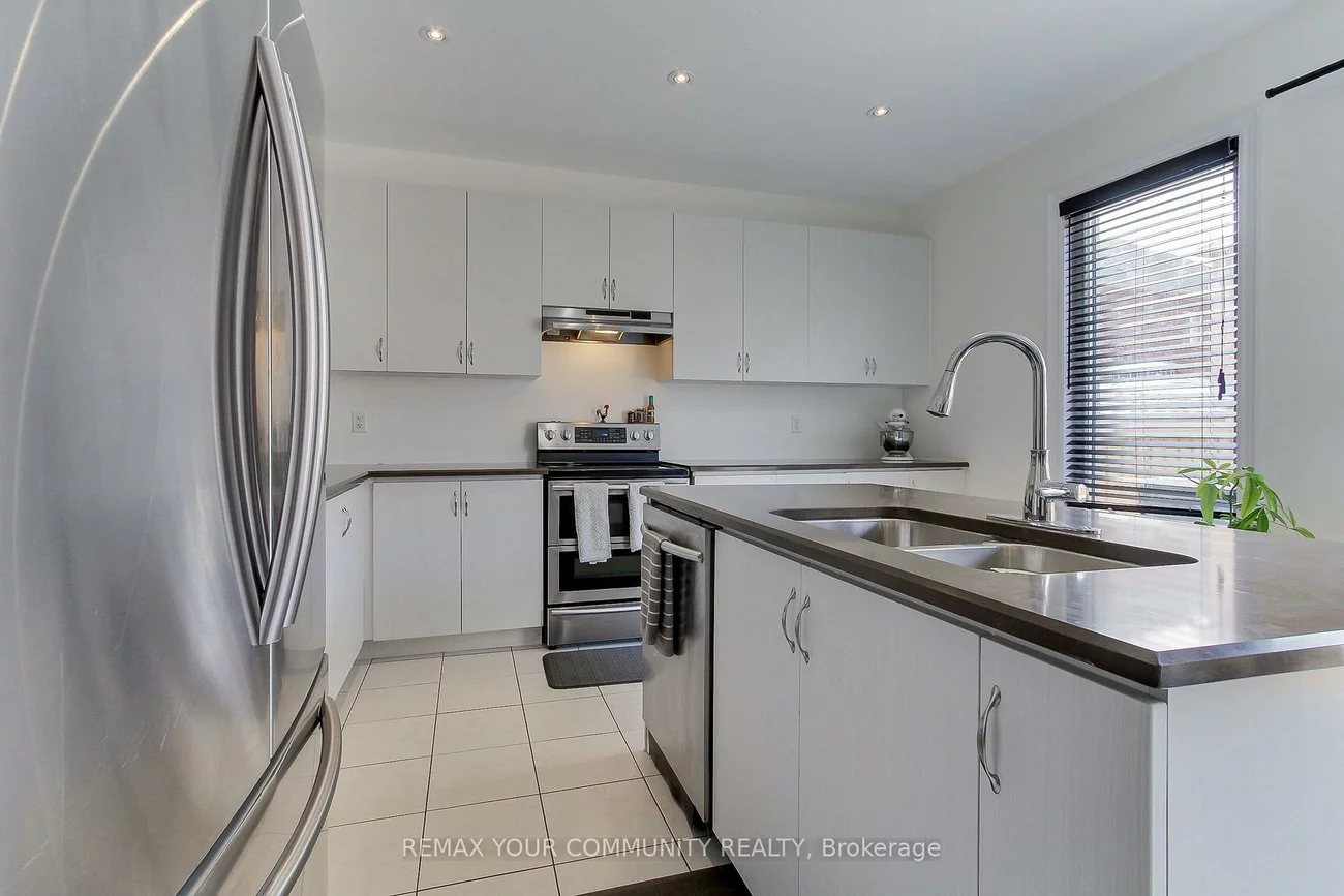 26, Hodgson, Bradford, Bradford West Gwillimbury