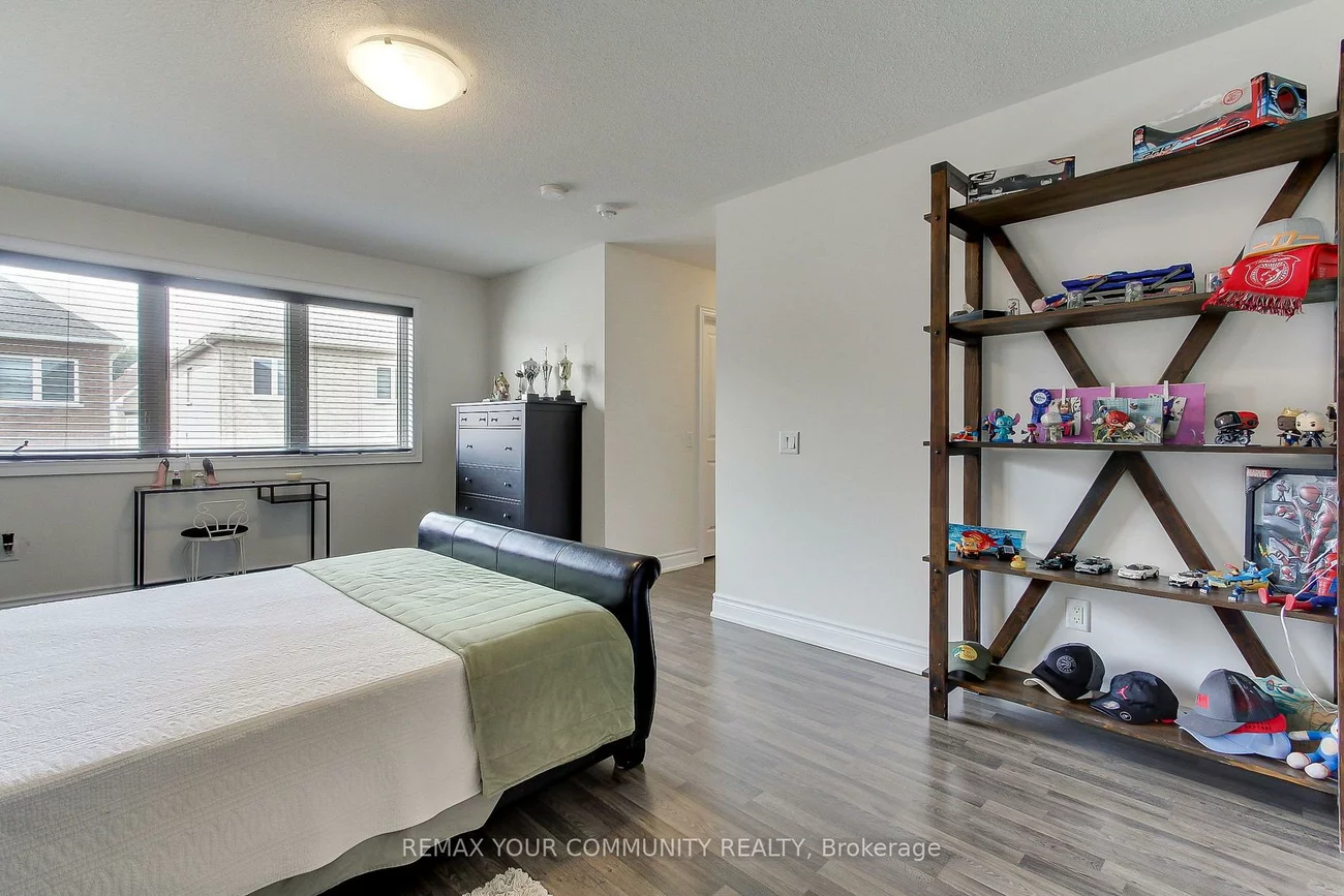 26, Hodgson, Bradford, Bradford West Gwillimbury