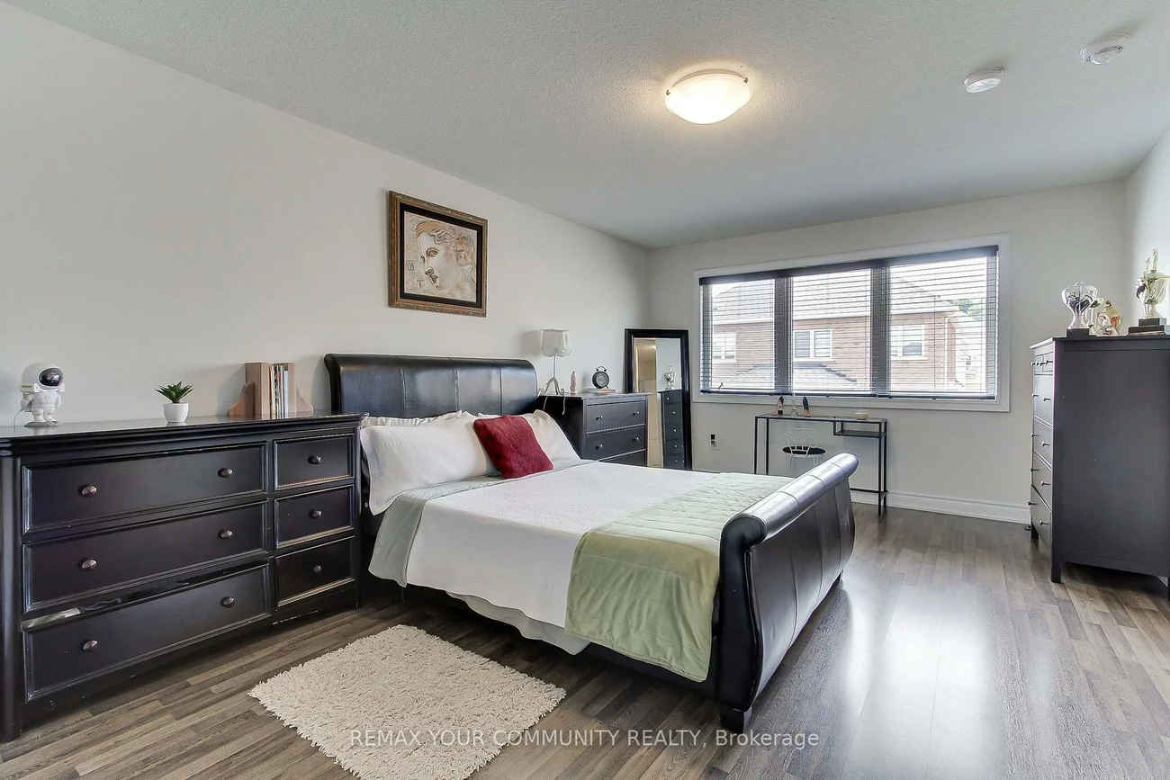 26, Hodgson, Bradford, Bradford West Gwillimbury