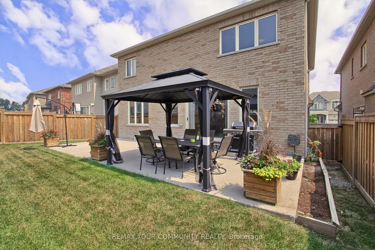 26, Hodgson, Bradford, Bradford West Gwillimbury