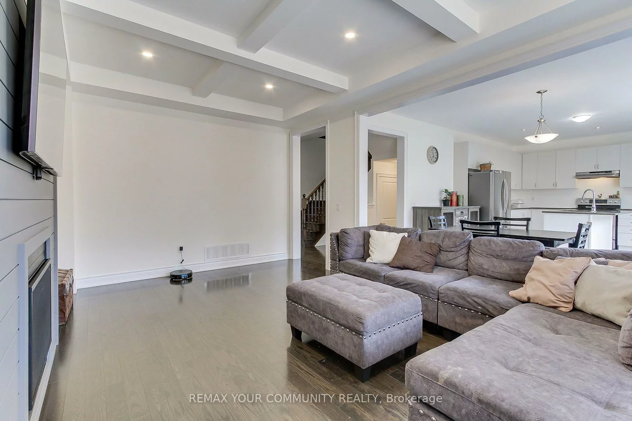 26, Hodgson, Bradford, Bradford West Gwillimbury