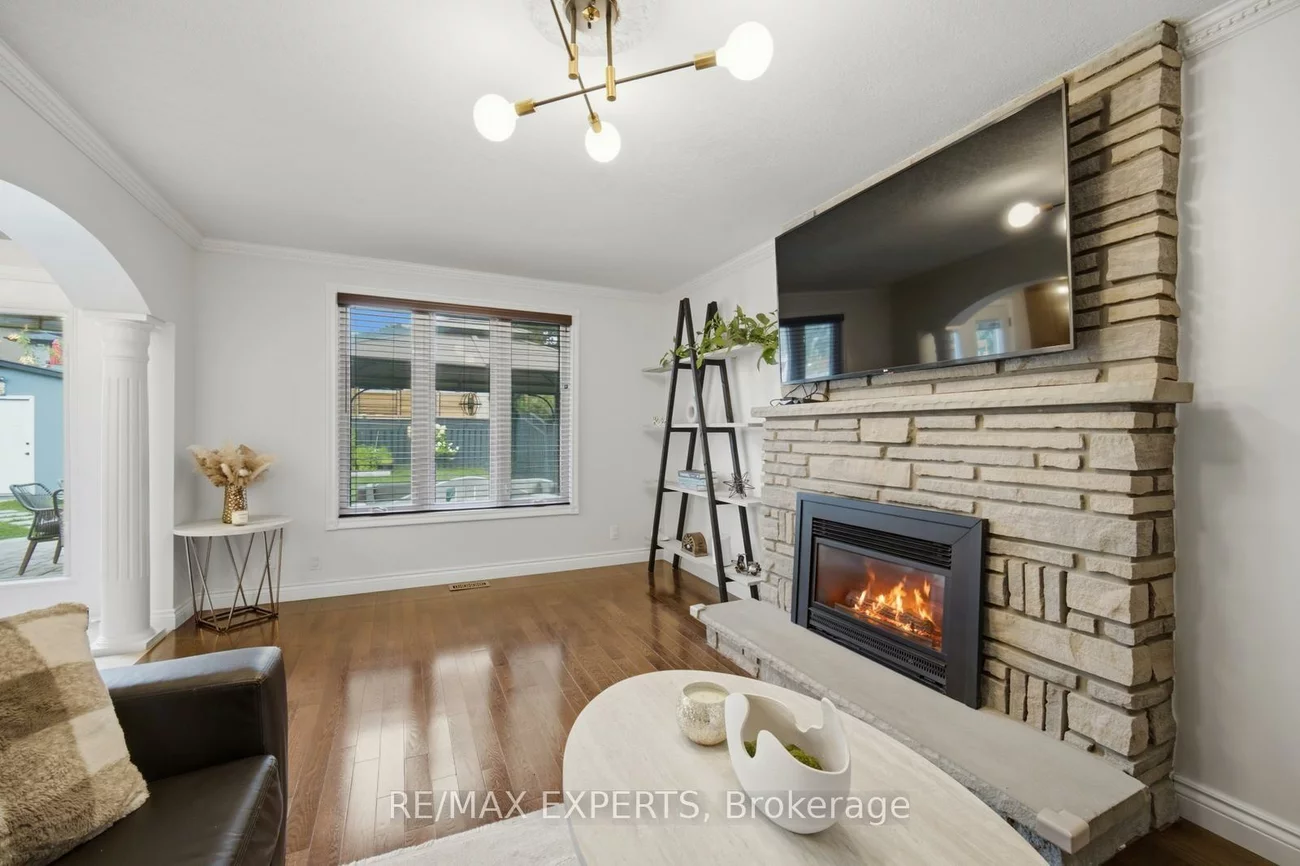444, Maplegrove, Bradford, Bradford West Gwillimbury