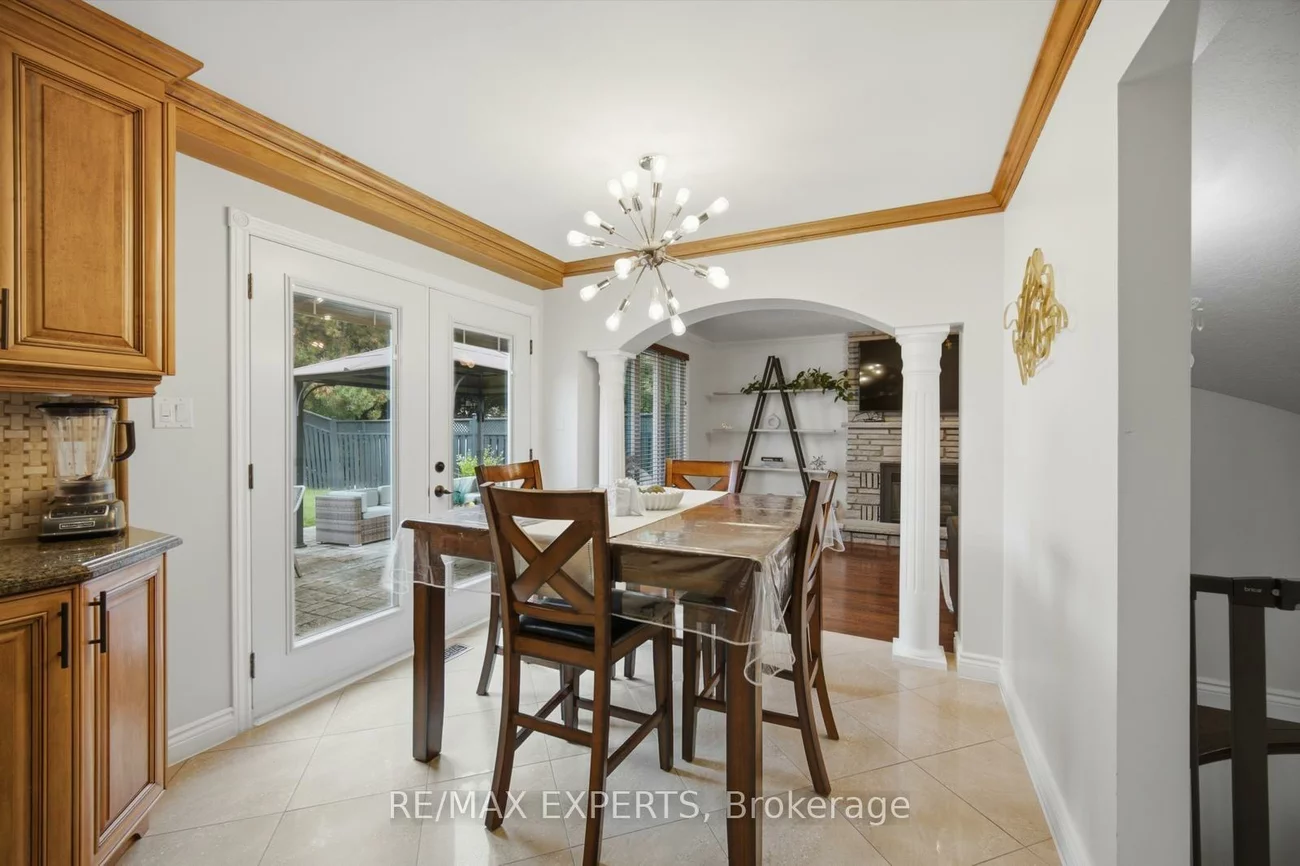 444, Maplegrove, Bradford, Bradford West Gwillimbury