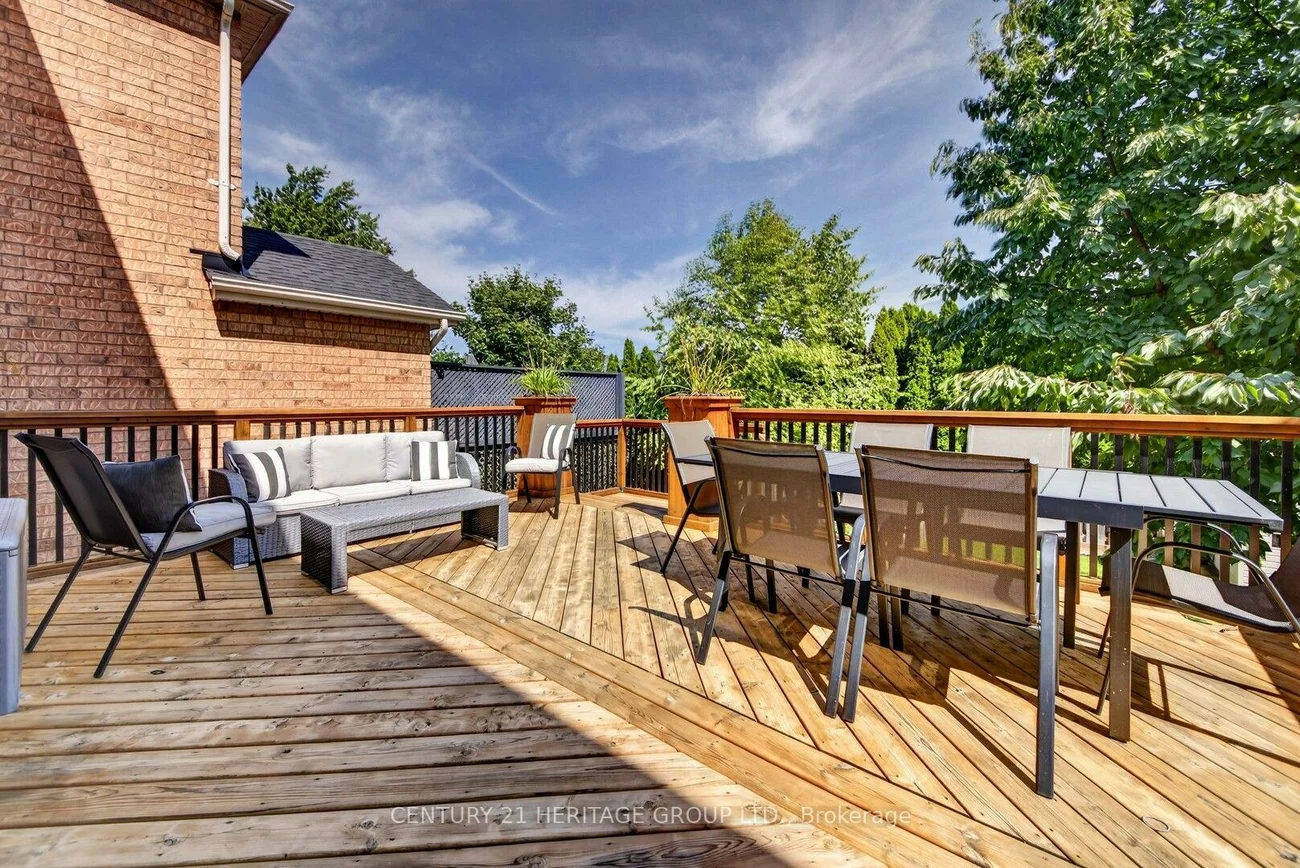 39, Booth, Bradford, Bradford West Gwillimbury