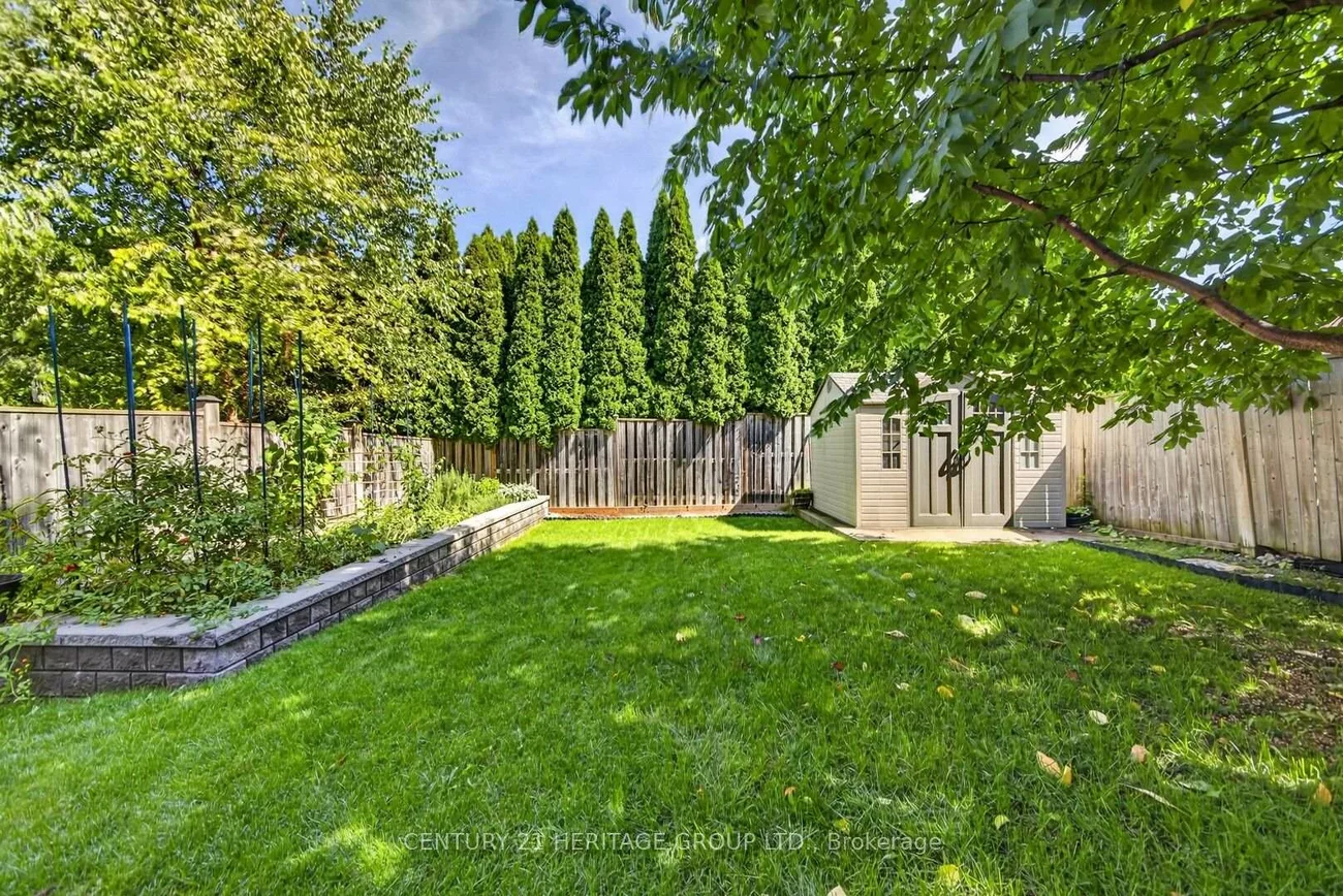 39, Booth, Bradford, Bradford West Gwillimbury
