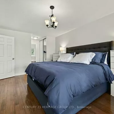 39, Booth, Bradford, Bradford West Gwillimbury