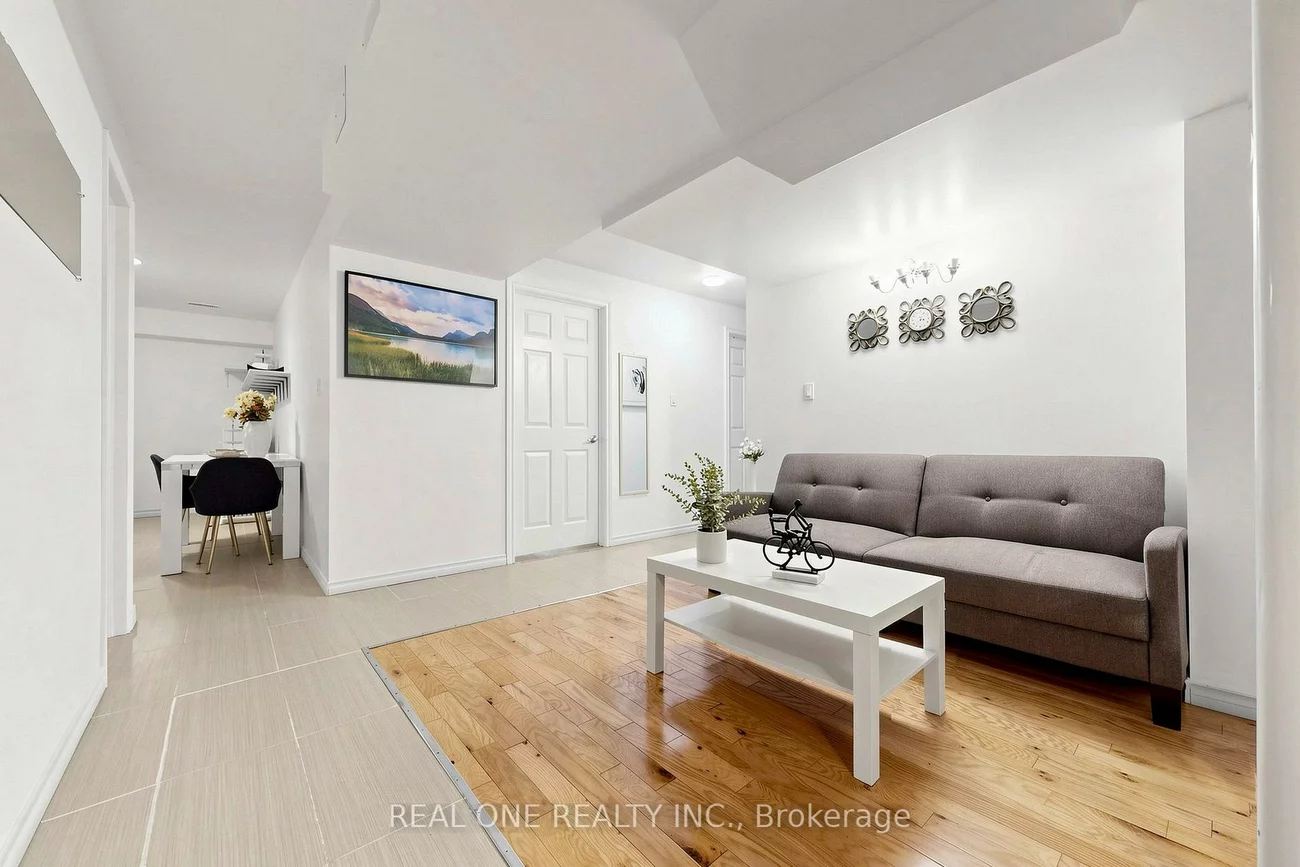 48, Lanark, Bradford, Bradford West Gwillimbury