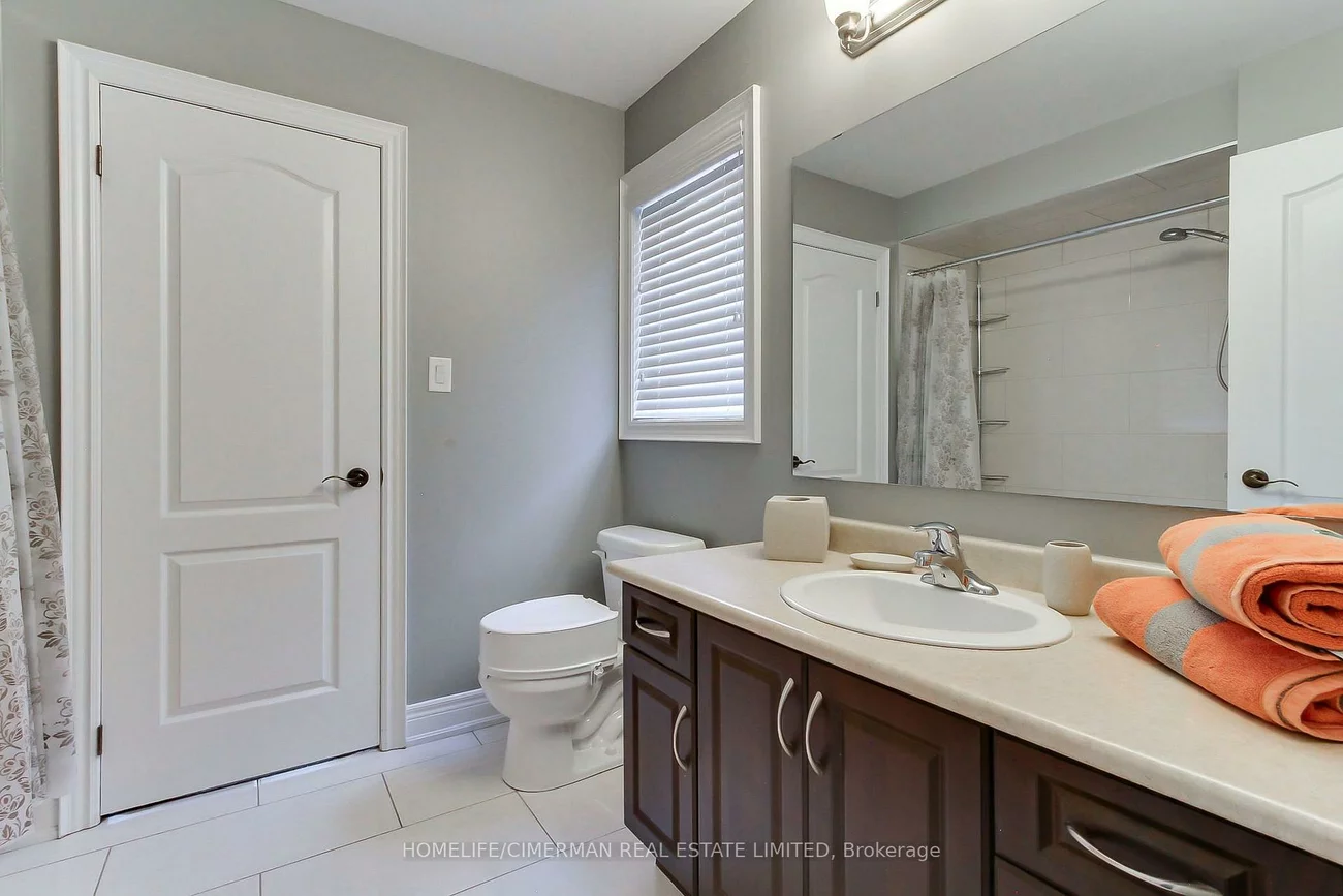 88, Chelsea, Bradford, Bradford West Gwillimbury