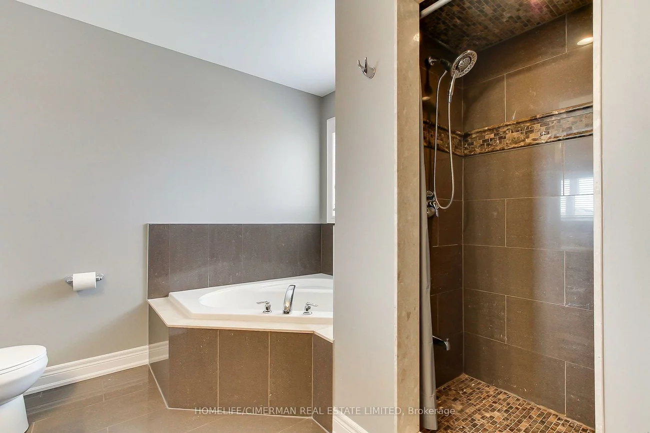 88, Chelsea, Bradford, Bradford West Gwillimbury