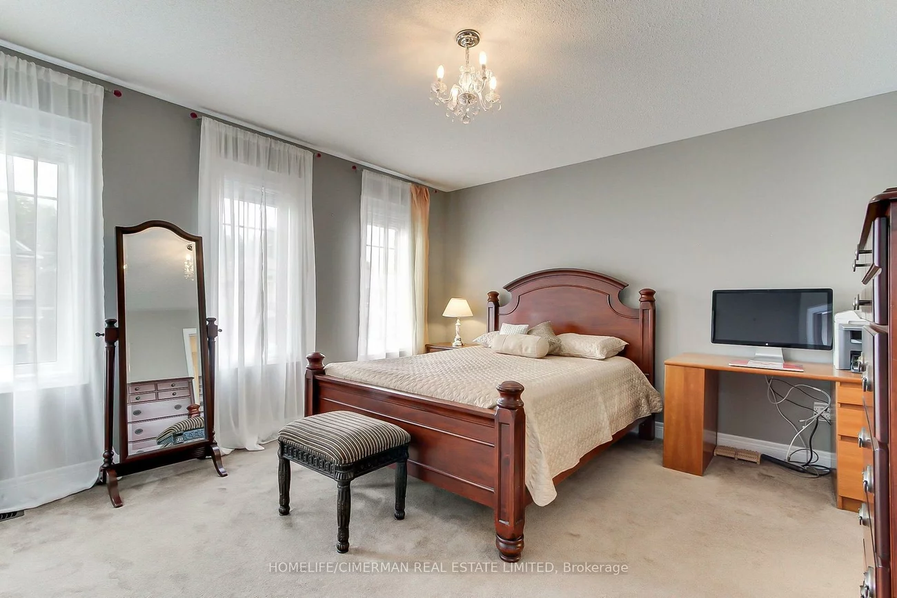 88, Chelsea, Bradford, Bradford West Gwillimbury