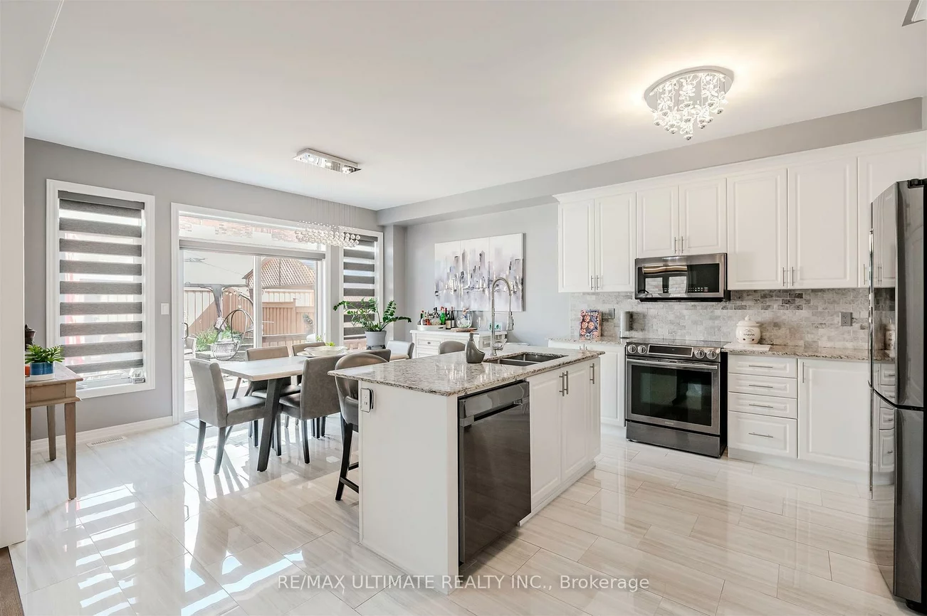 47, Lewis, Bradford, Bradford West Gwillimbury