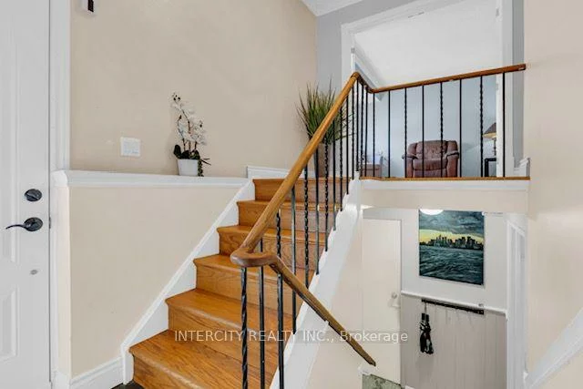 202, Collings, Bradford, Bradford West Gwillimbury