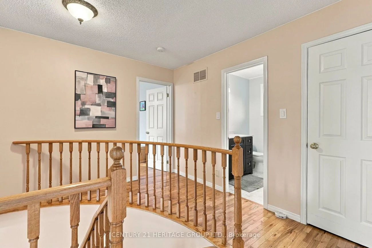 3, Royal, Bradford, Bradford West Gwillimbury