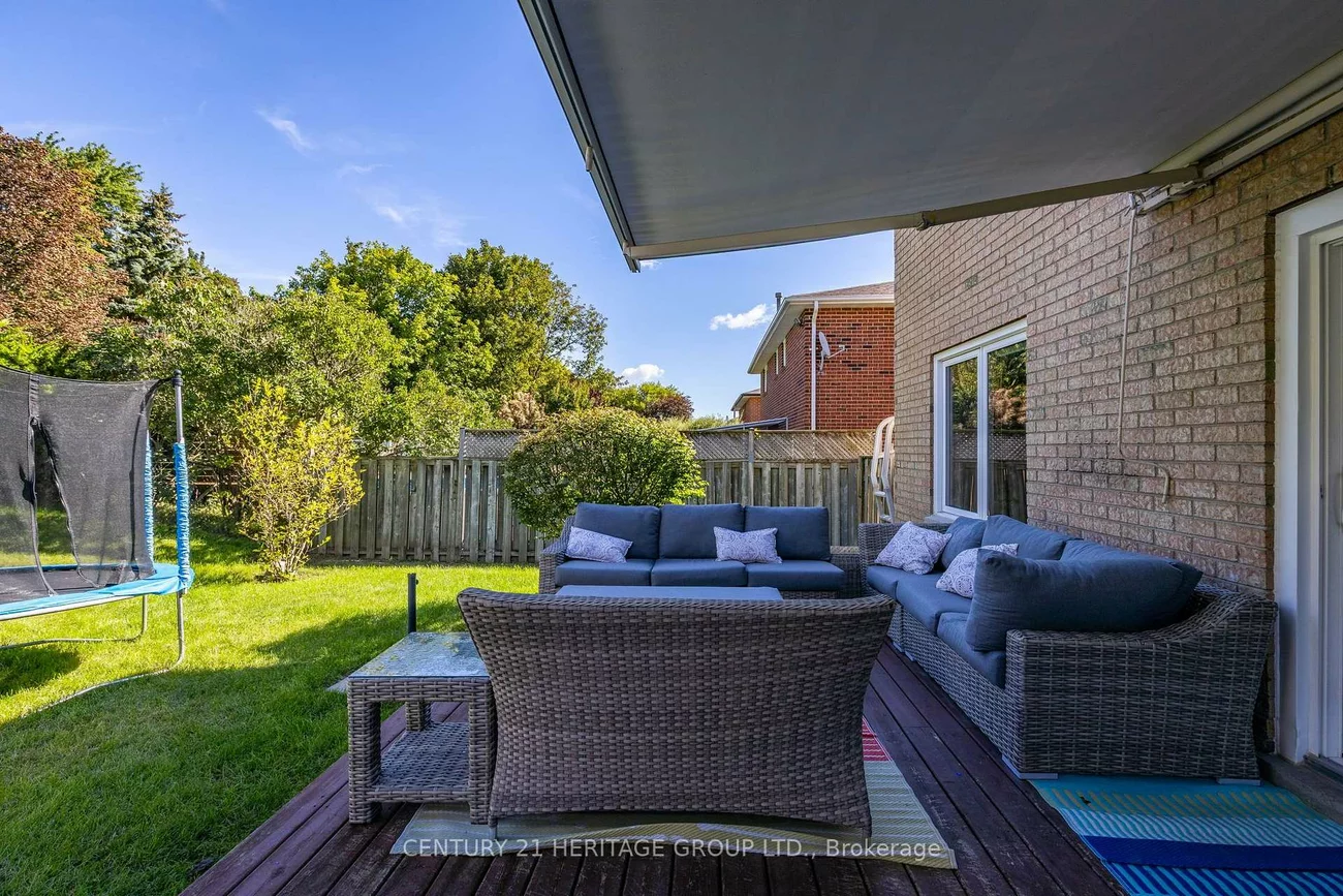 3, Royal, Bradford, Bradford West Gwillimbury