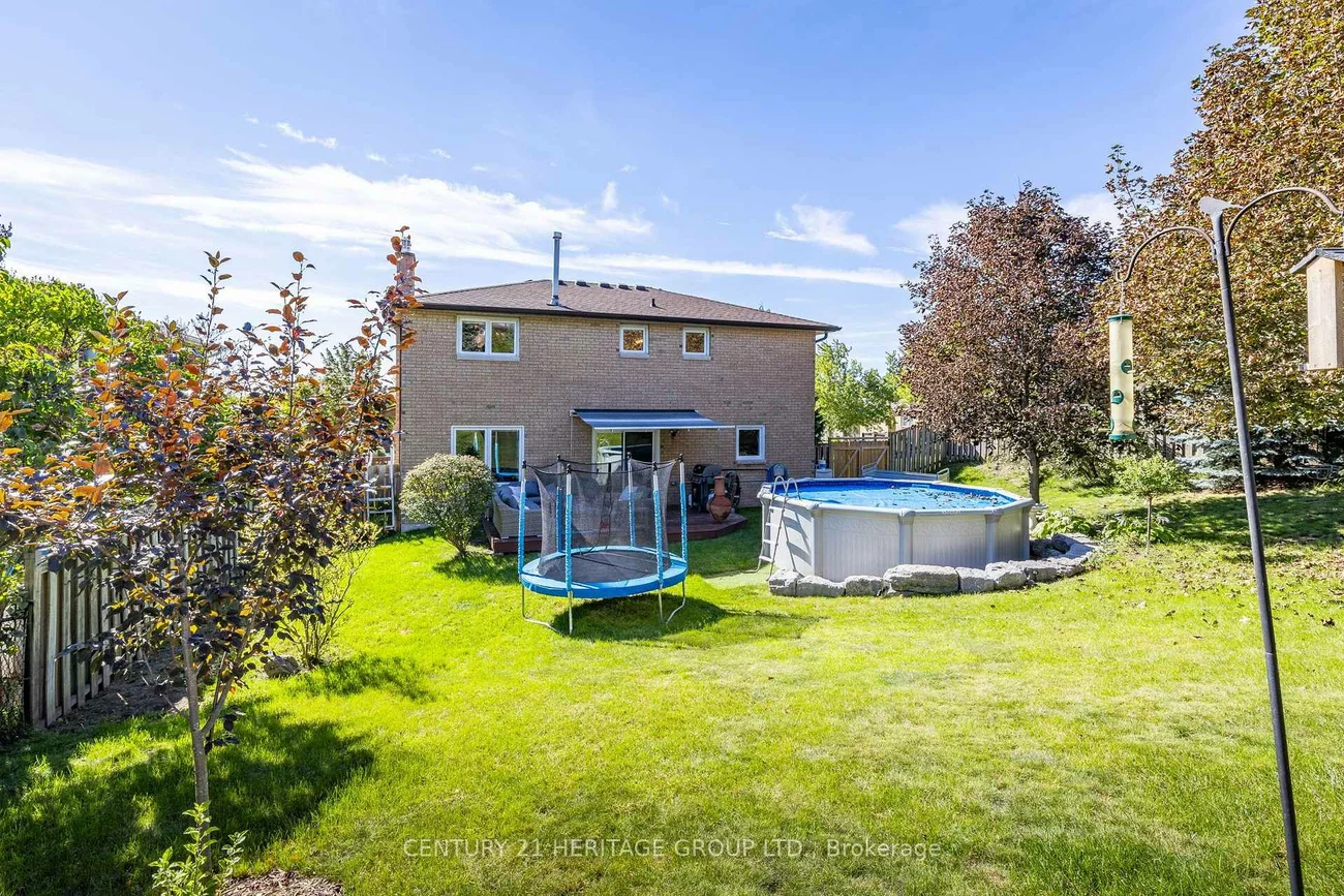 3, Royal, Bradford, Bradford West Gwillimbury