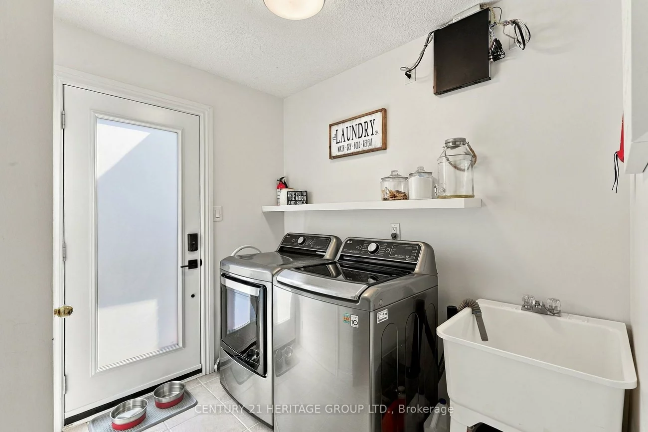 3, Royal, Bradford, Bradford West Gwillimbury