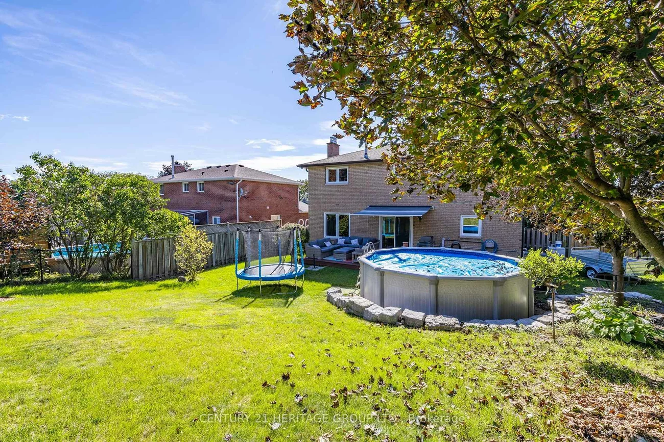3, Royal, Bradford, Bradford West Gwillimbury