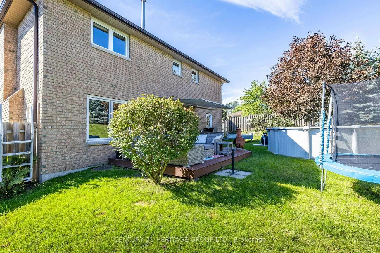 3, Royal, Bradford, Bradford West Gwillimbury