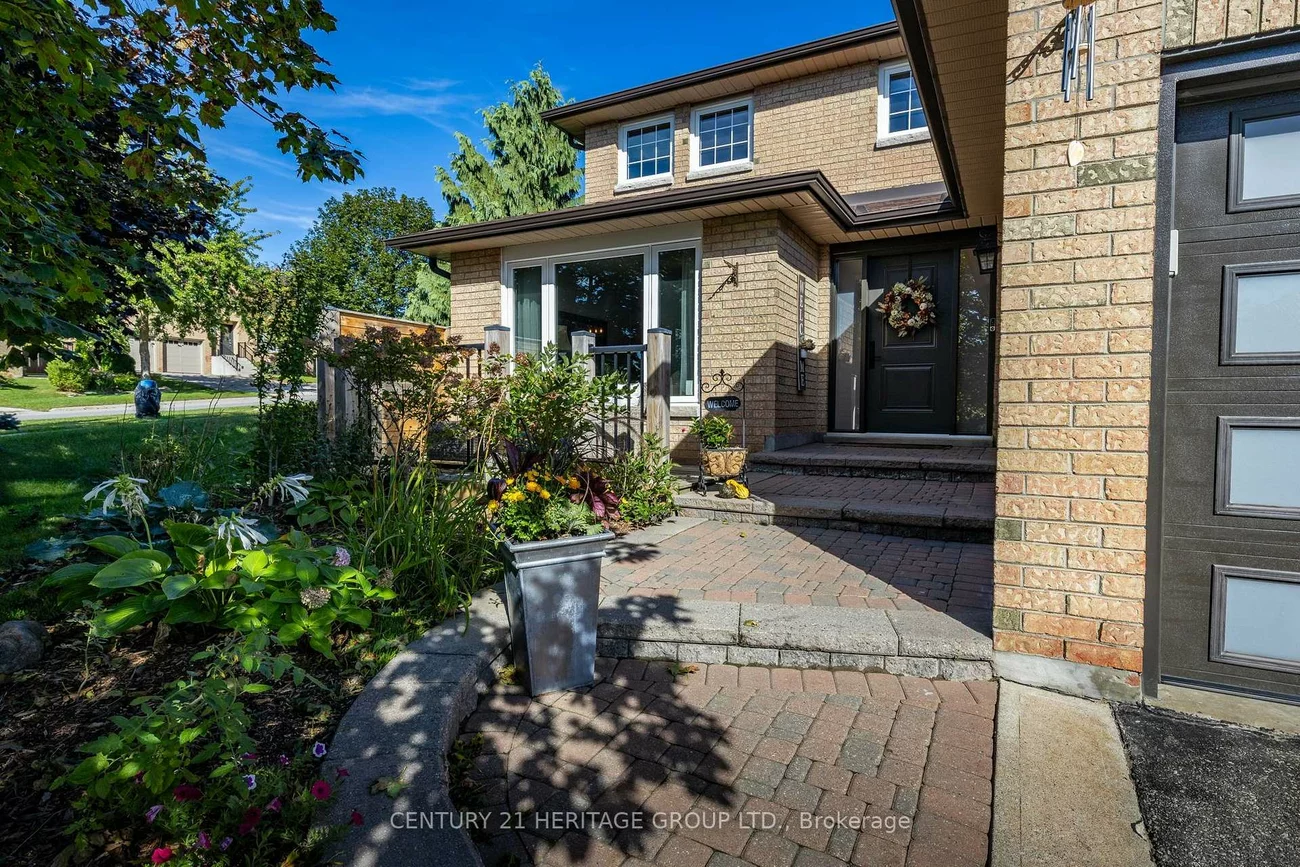 3, Royal, Bradford, Bradford West Gwillimbury