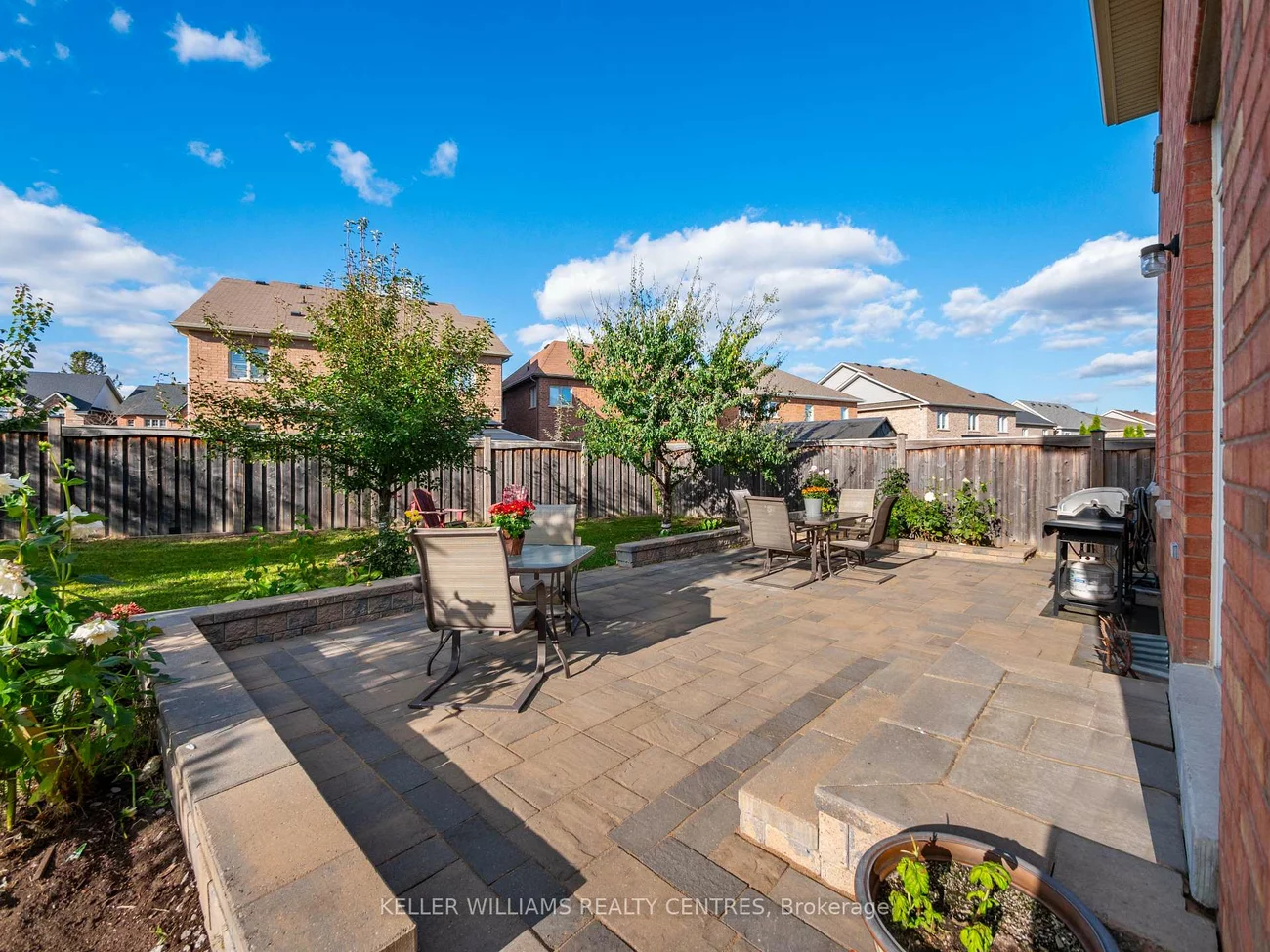 74, Weir, Bradford, Bradford West Gwillimbury