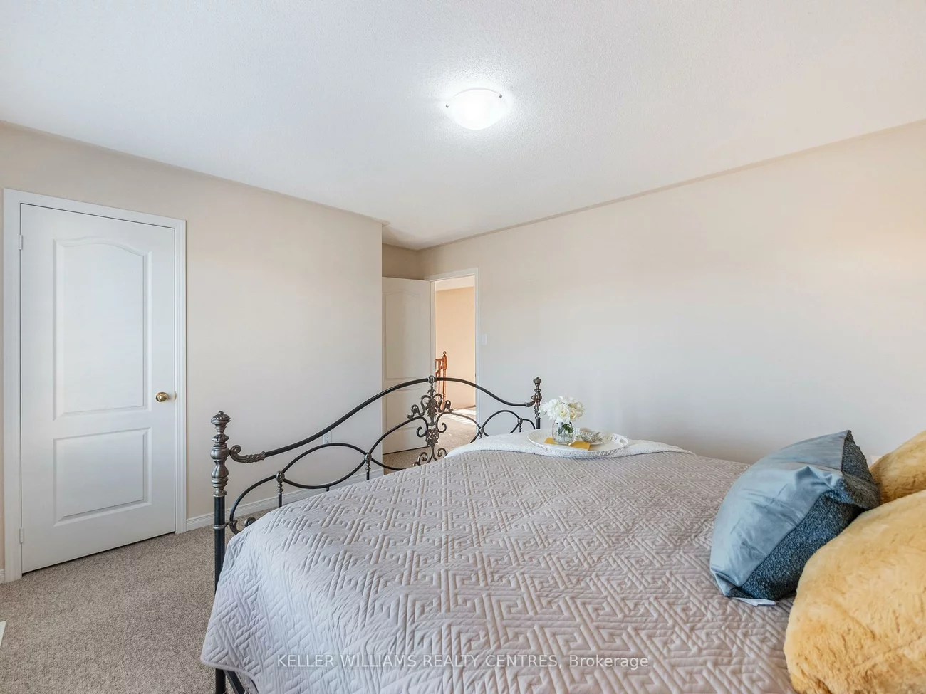 74, Weir, Bradford, Bradford West Gwillimbury