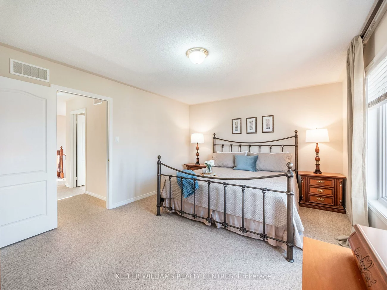74, Weir, Bradford, Bradford West Gwillimbury