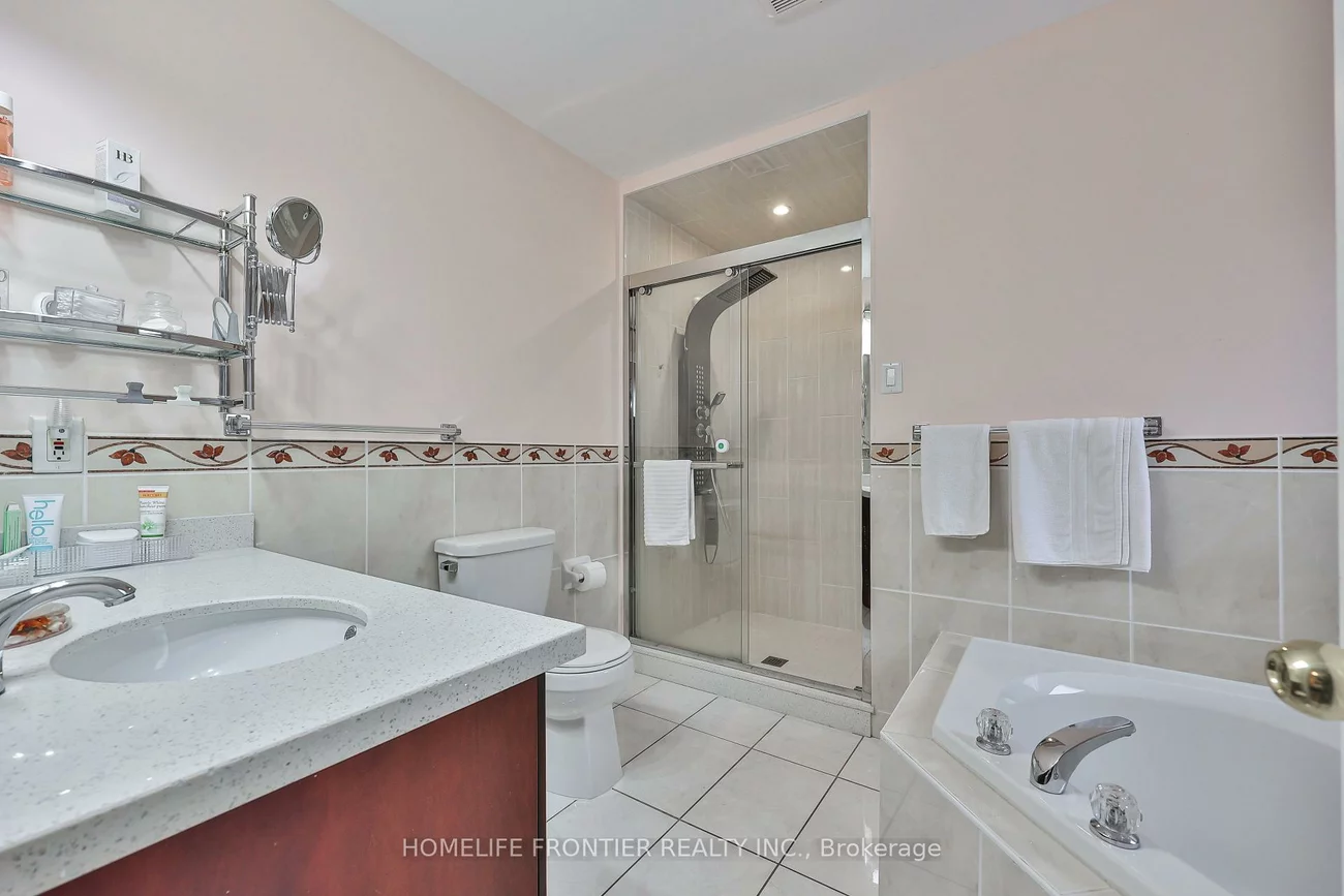 30, Saint, Bradford, Bradford West Gwillimbury