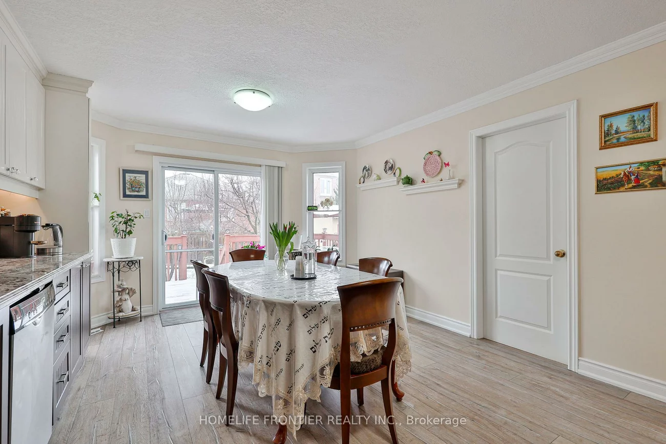 30, Saint, Bradford, Bradford West Gwillimbury