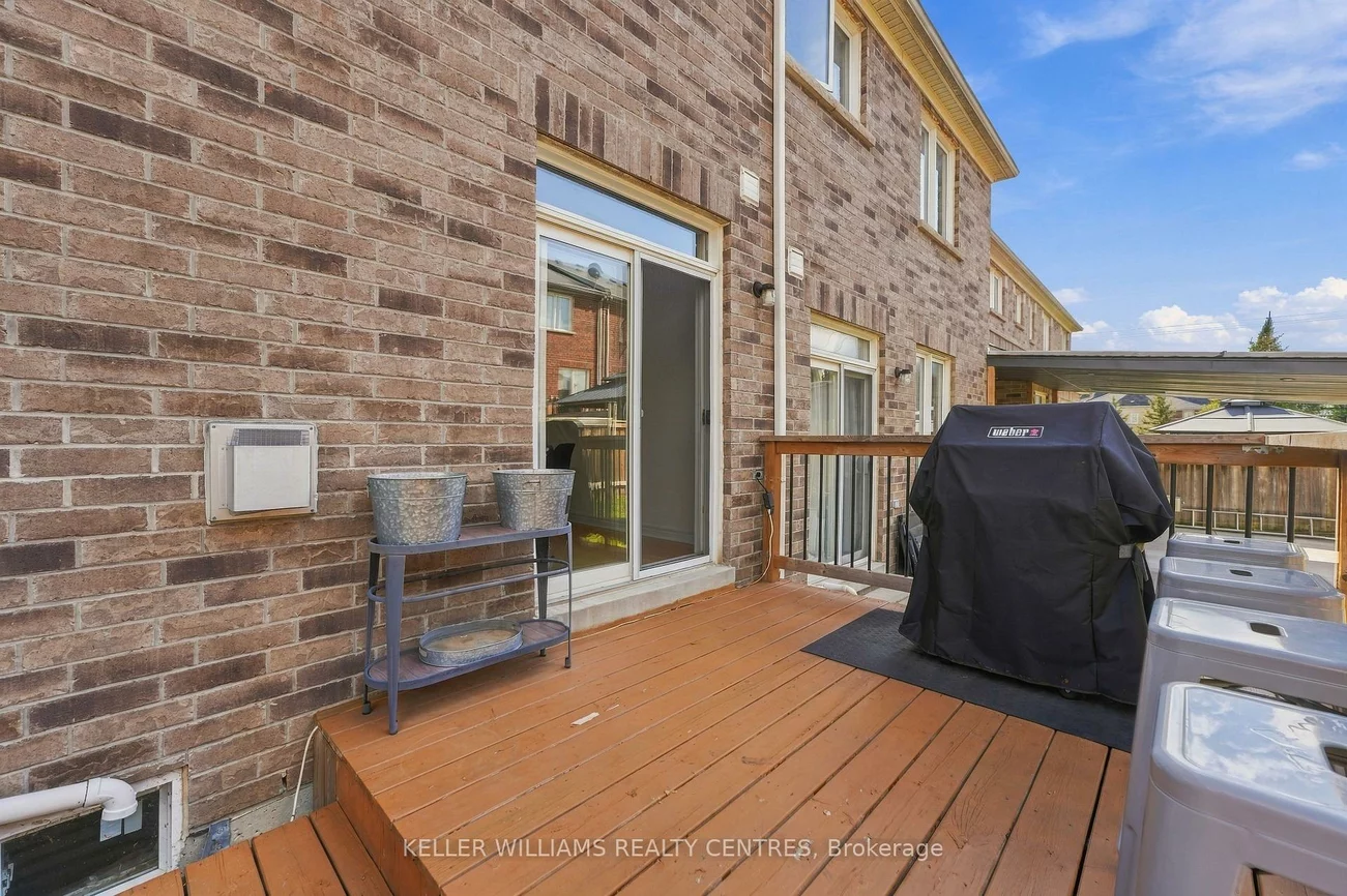 8, Rogers, Bradford, Bradford West Gwillimbury