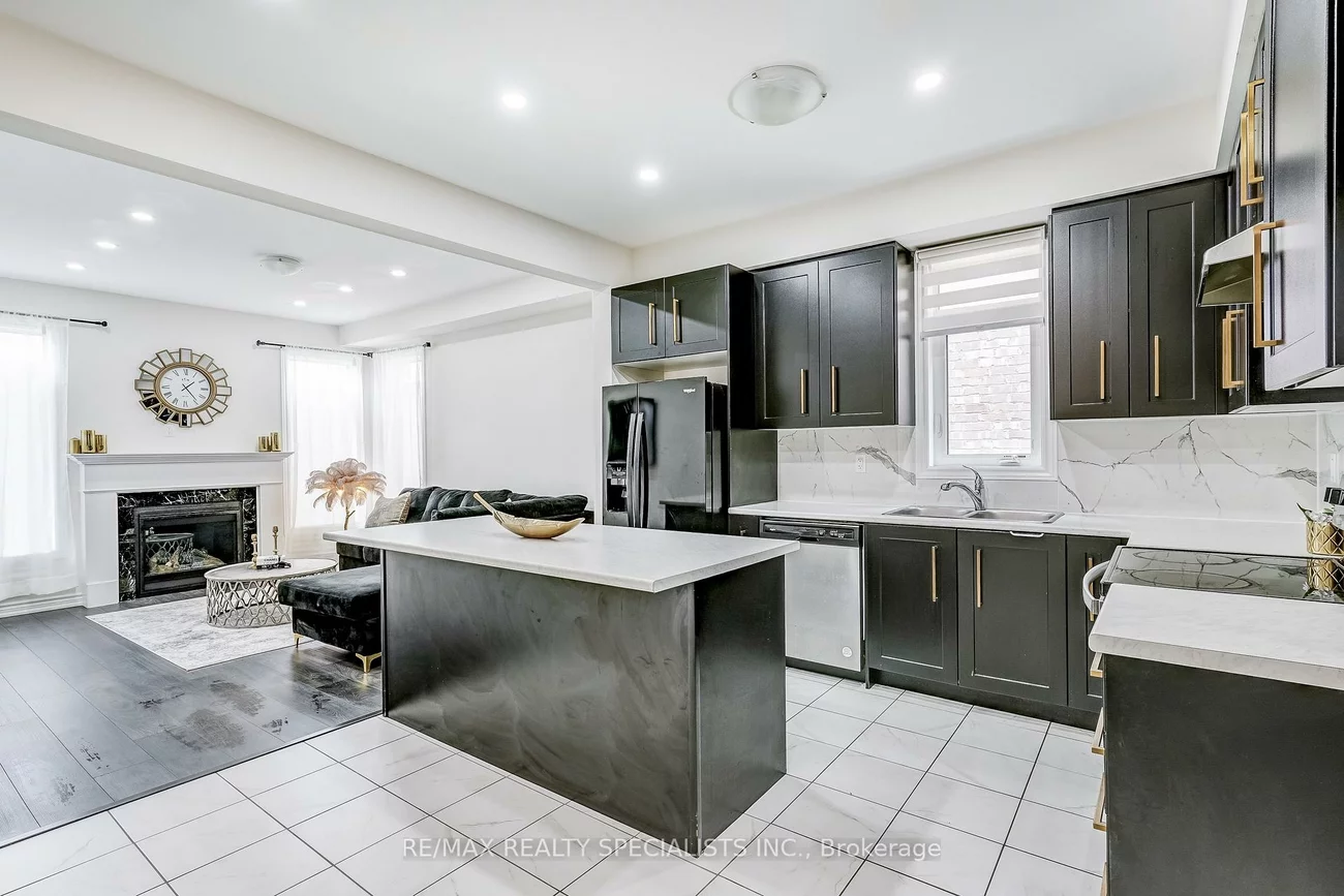 90, FERRAGINE, Bradford, Bradford West Gwillimbury