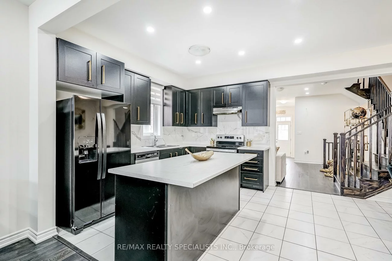 90, FERRAGINE, Bradford, Bradford West Gwillimbury